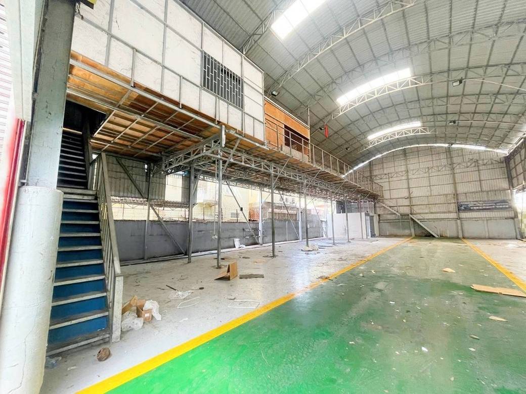 464 sqm Land Size Sklad K pronájmu for $3,500