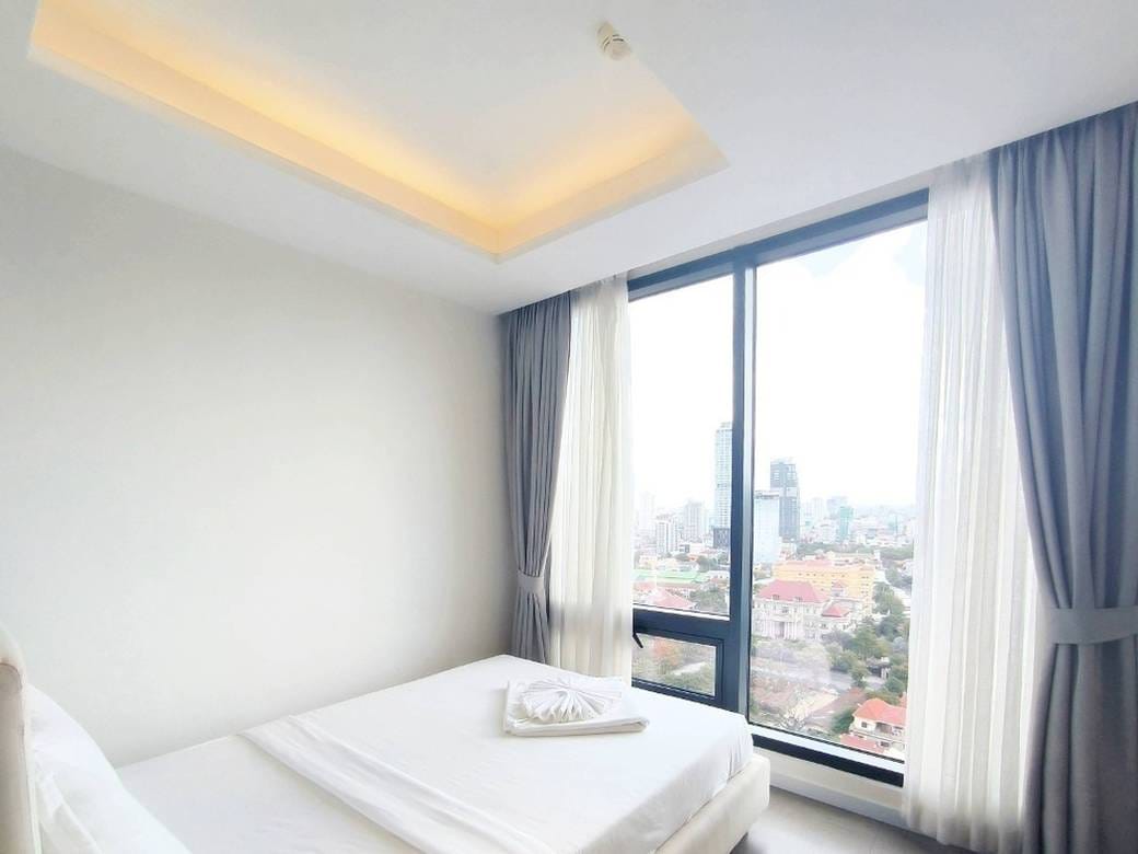 Condo For Rent in Chamkarmon $1,700