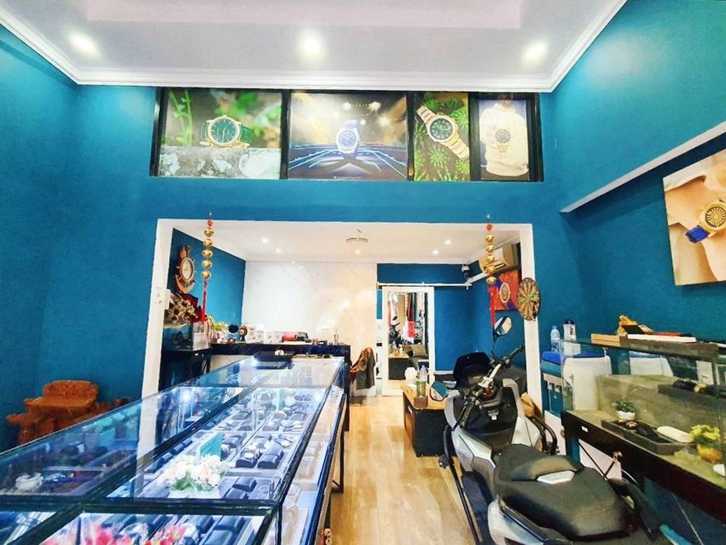 60平方米土地面积的CommercialShophouse出售，价格$450,000