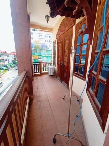 $3,500 CommercialShophouse