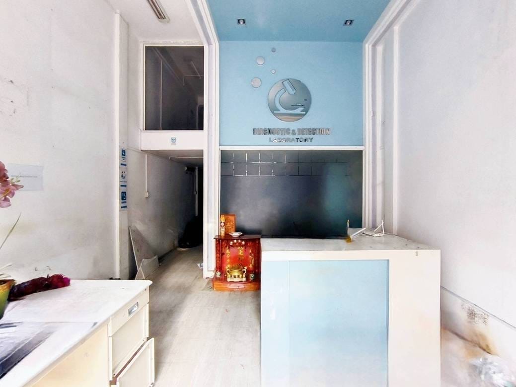 CommercialShophouse Na prodej in Boeng Keng Kang $900,000