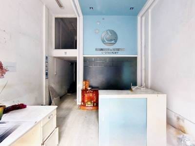 CommercialShophouse Na prodej in Boeng Keng Kang $900,000