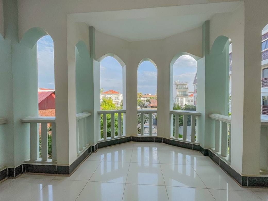 Hotel For Rent in Siem Reap $4,500