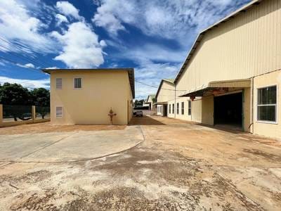 โรงงาน สำหรับเช่า พื้นที่ใช้สอย 4,560 ตร.ม. ใน Ponhea Lueu