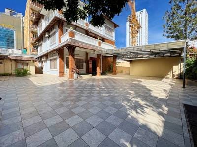 Villa For Sale & Rent in BKK 1, Boeng Keng Kang, Phnom Penh