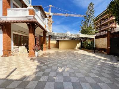 Villa For Sale & Rent in Boeng Keng Kang POA