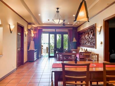Villa À louer à Chroy Changvar $3,200
