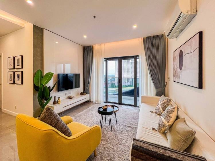 The Peninsula Private Residences: Type 2A Two Bedrooms for Sale
