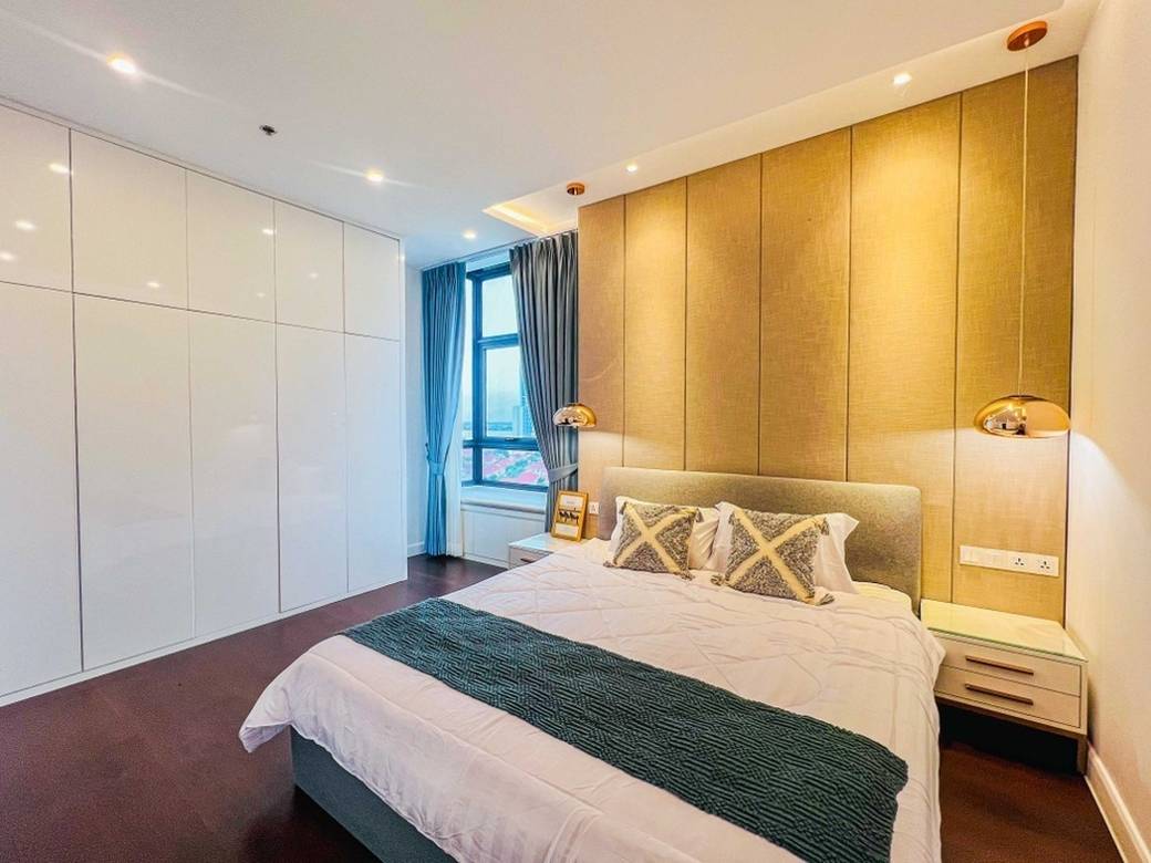 The Peninsula Private Residences | Condo 2 chambres À vendre pour $325,634