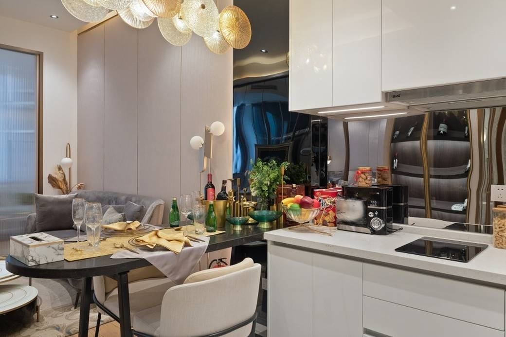 Vue Aston | Condo Na prodej in Chbar Ampov $188,909