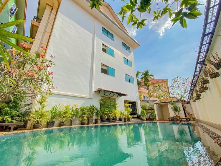 Hotel For Sale in Sala Kamraeuk, Siem Reap