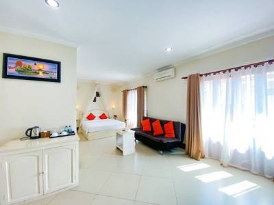 800 sqm Land Size Hotel For Sale
