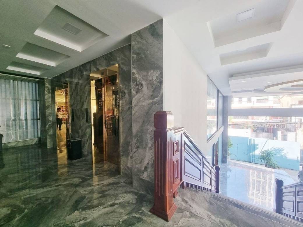 土地面積595㎡のアパートFor Sale & Rent