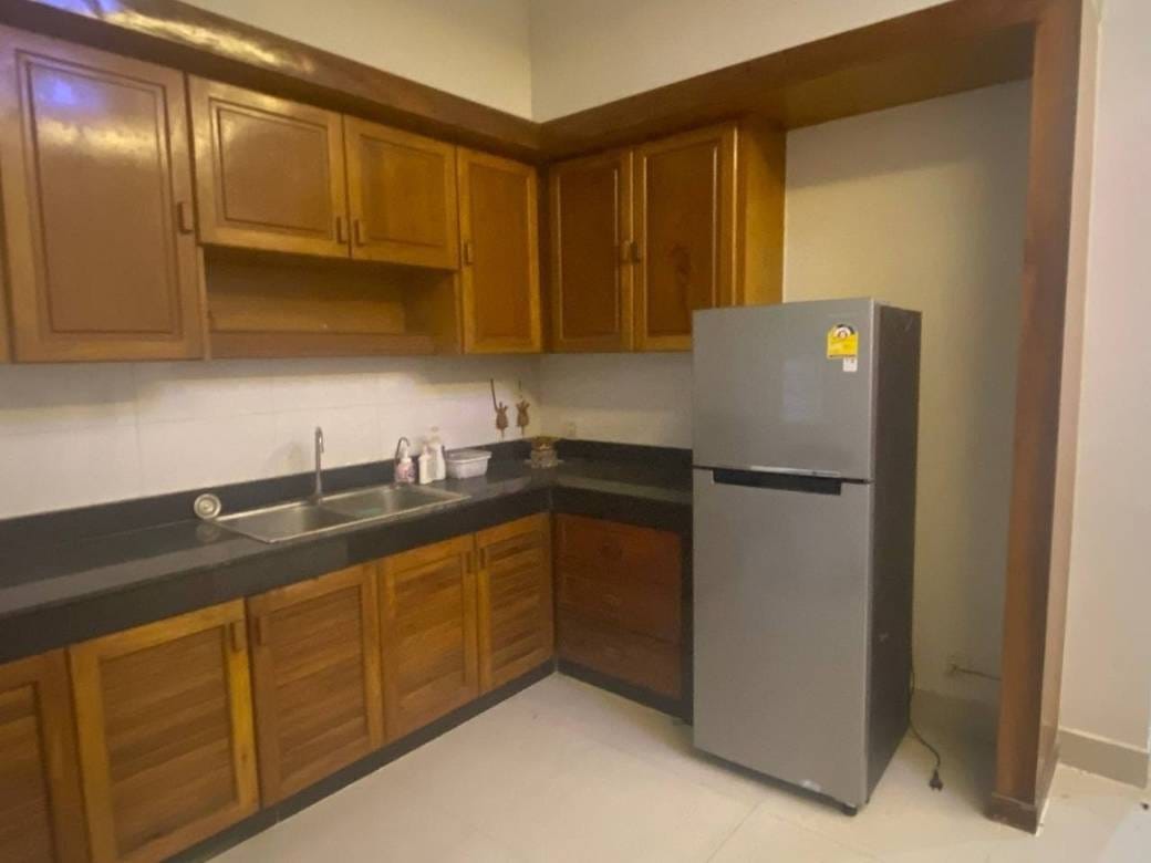 $1,200 Villa