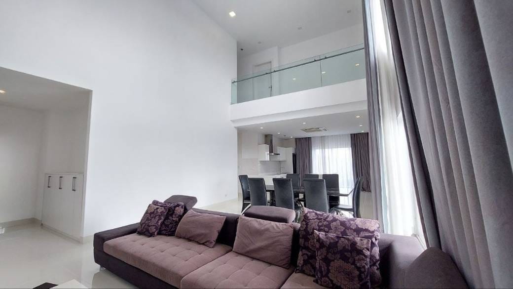 $5,000 Condo