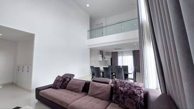 $5,000 Condo