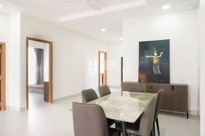 Appartement À louer de 170 m² habitables à Chamkarmon