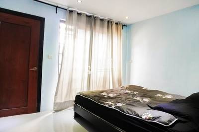 House and lot K pronájmu in 7 Makara $600