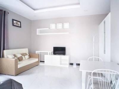 88 sqm Living Size Apartment For Rent in Daun Penh