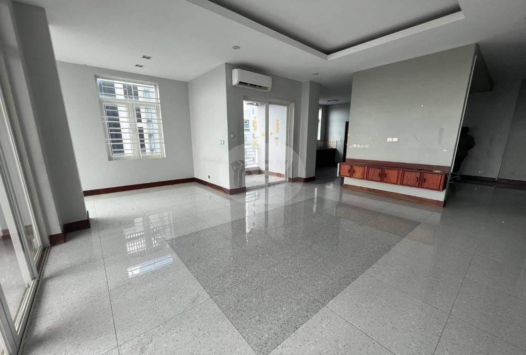 Chamkarmon建筑出租，价格$10,000
