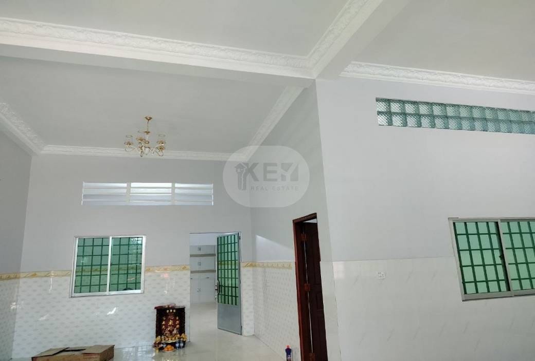 230平方米土地面积的别墅For Sale & Rent