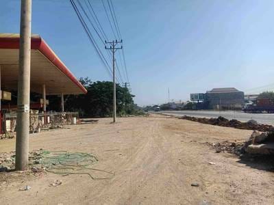 Pozemky Na prodej in Chbar Mon $1,700,000
