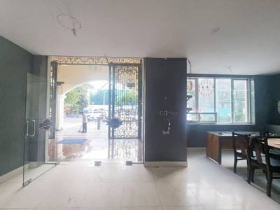 250 sqm Living Size Restaurant For Rent in Daun Penh