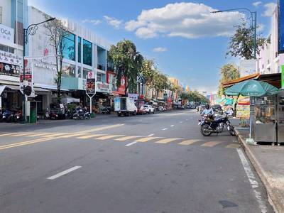 $1,200 Shophouse