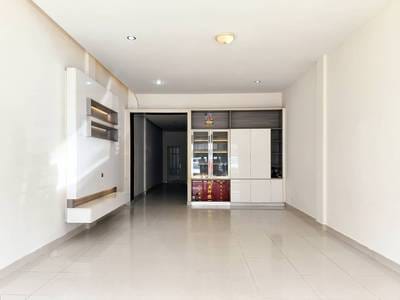 Nirouth Shophouse For Rent in Nirouth