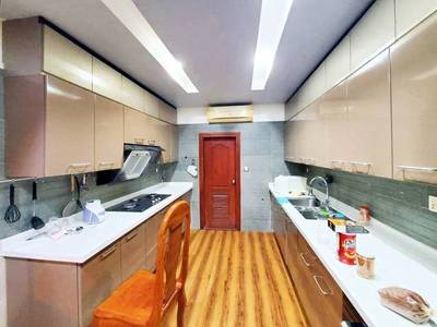 Flat For Rent in Chamkarmon $2,800