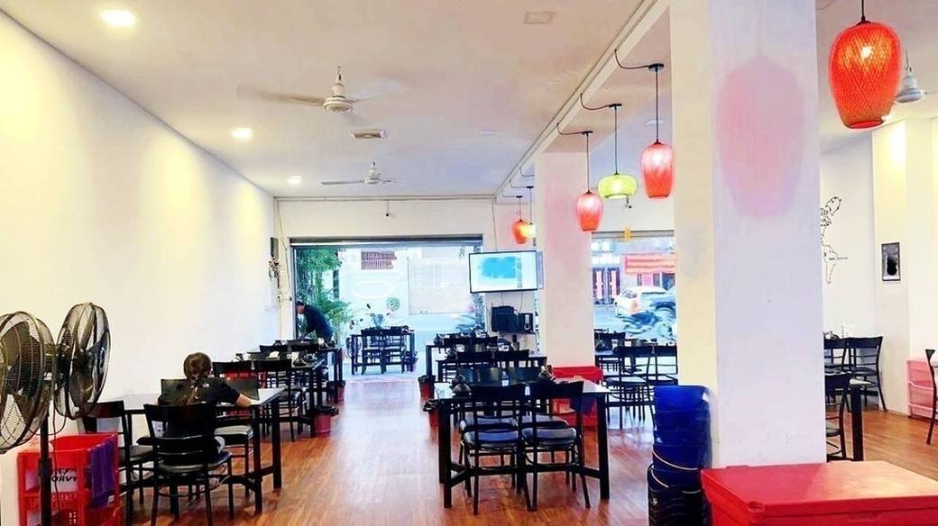 144平方米土地面积的CommercialShophouse出租，价格$2,200