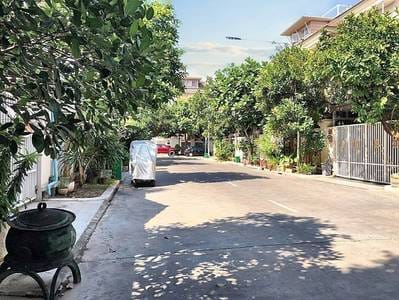 $700 Villa Jumelle