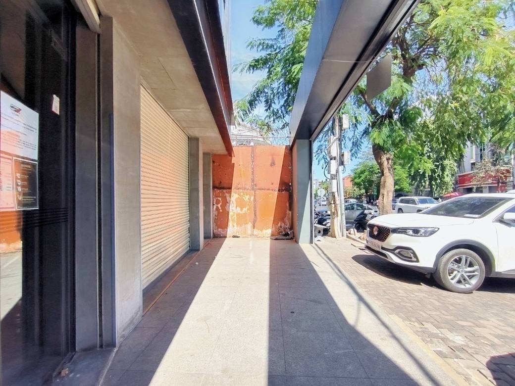 CommercialShophouse สำหรับเช่า ใน BKK 1, บึงเกงกอง, พนมเปญ