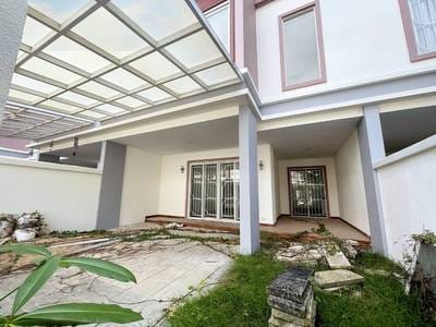 Willa Na wynajem w Chroy Changvar $400