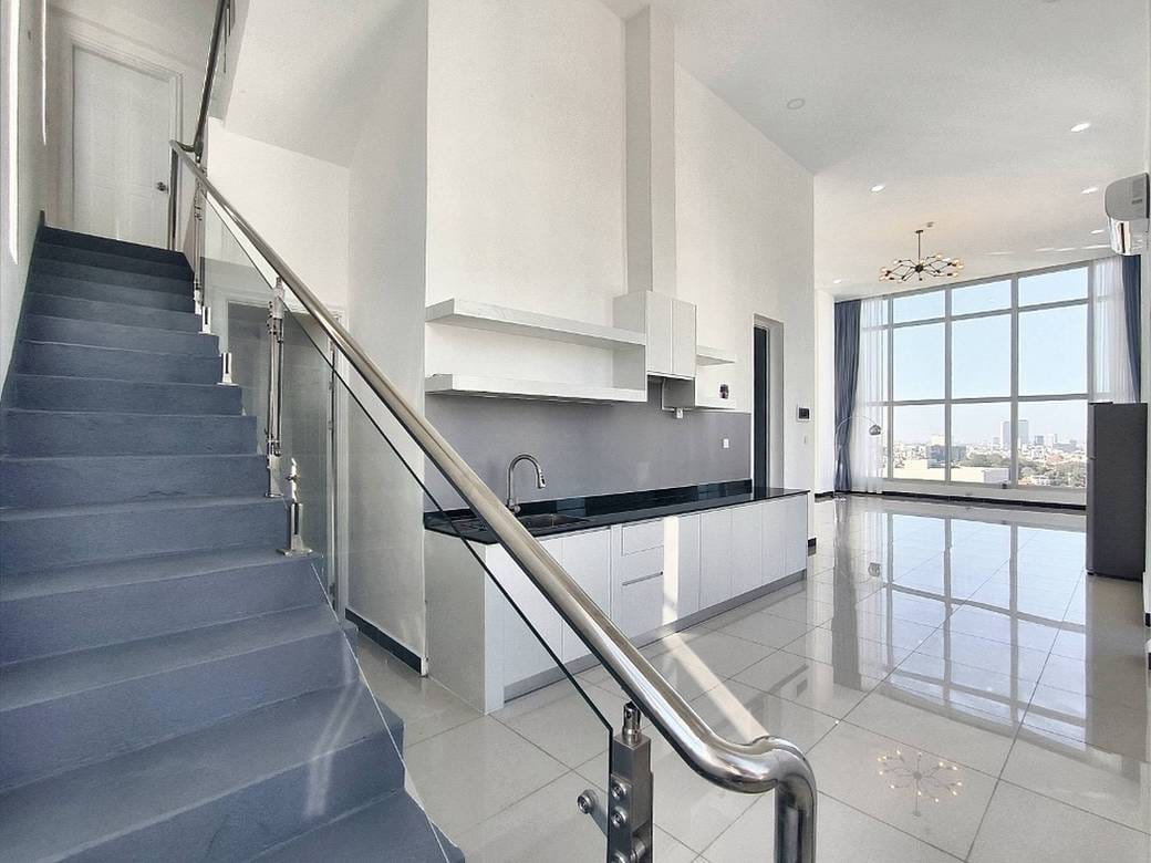 Zařízeno Penthouse K pronájmu