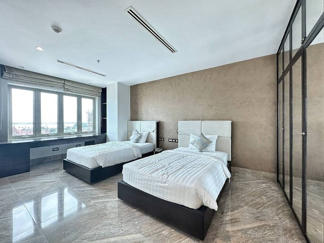 Apartmán se službami K pronájmu in Daun Penh $2,400