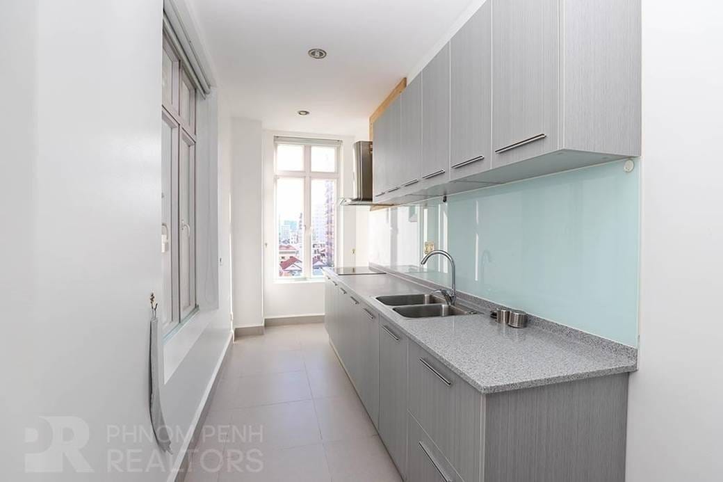 130 sqm Land Size Apartment For Rent