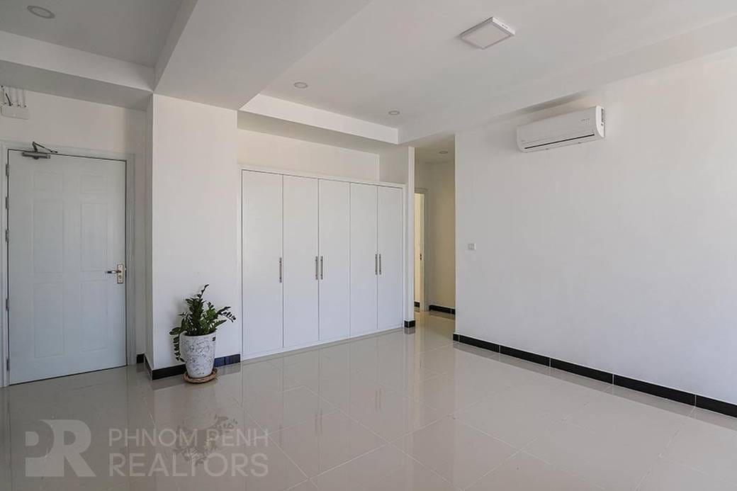 Appartement À louer de 95 m² de terrain
