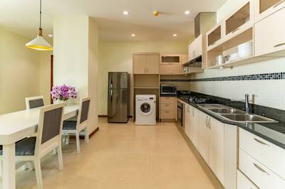 Meanchey套房出租，价格$1,500
