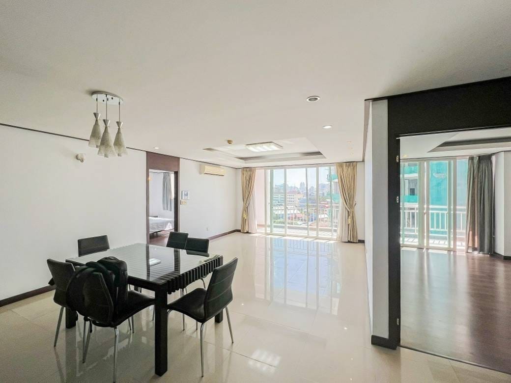 159.84 sqm Living Size Condo For Sale & Rent in Toul Kork