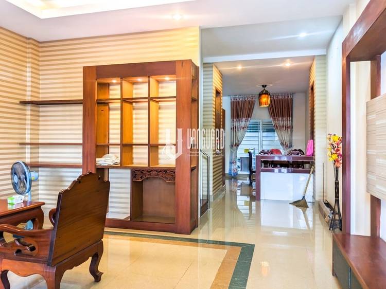 Phnom Penh Thmey, Sen Sok, Phnom Penh的别墅出租