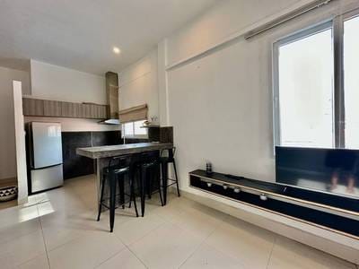 Apartment For Rent in Phsar Kandal I, Daun Penh, Phnom Penh