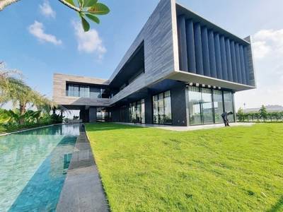 1,010 sqm Land Size Vila Na prodej