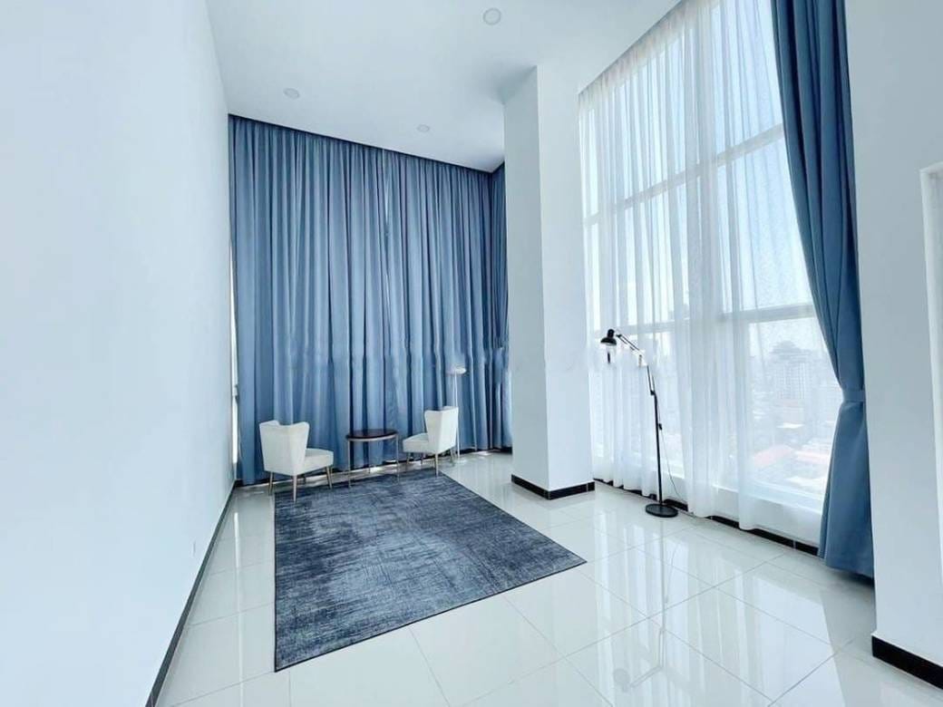 Chamkarmon顶层公寓出租，价格$3,500