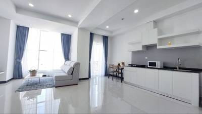 ផេនថ៍ហោស៍ តម្លៃ $1,500