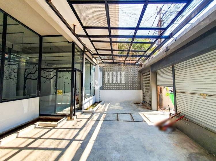 Boeng Reang, Daun Penh, Phnom Penh的CommercialShophouse出租