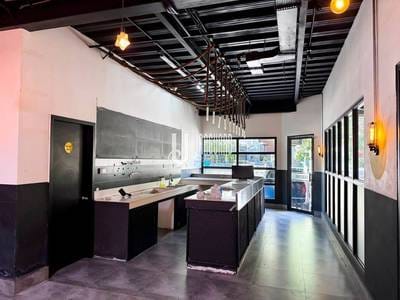ตึกแถว สำหรับเช่า ใน Boeng Keng Kang $4,500