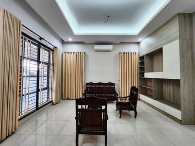 House and lot សំរាប់ជួល មានកន្លែងចតរថយន្ត 1