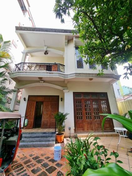 Villa For Rent in Tonle Bassac, Chamkarmon, Phnom Penh