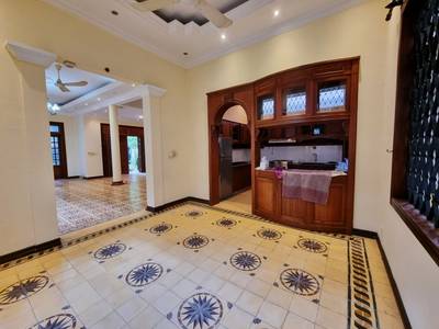 带1个停车位的别墅出租
